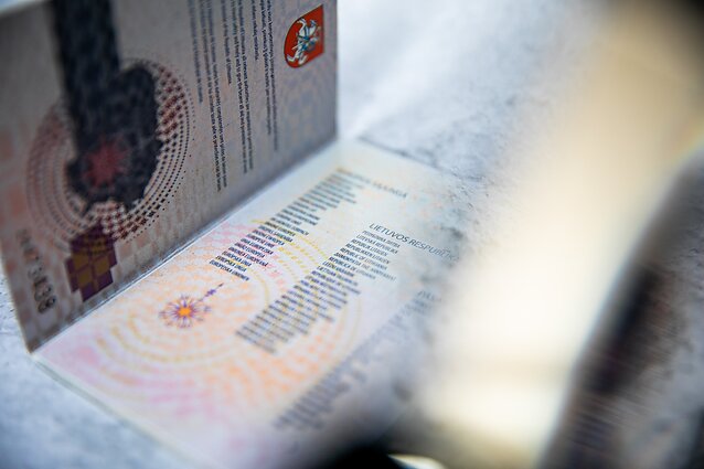 Gera žinia Kanados lietuviams: asmens dokumentą bus galima gauti ne tik ambasadoje Otavoje