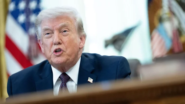 „New York Post“: Donaldas Trumpas užsiminė apie galimas naujas derybas su Iranu Pakistane