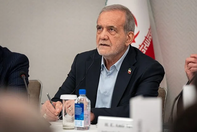 Maoudas Pezeshkianas.jpg