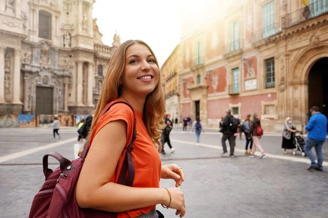 Dėl turistų perpildymo Ispanijos miestuose imtasi naujų priemonių
