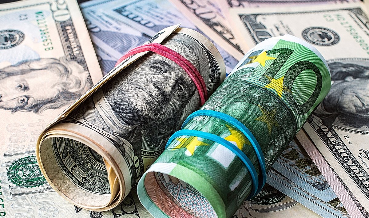 Kaip  reaguos Europos Centrinis bankas kuomet infliacija ne stabilizuojasi ,bet įsibėgėja?