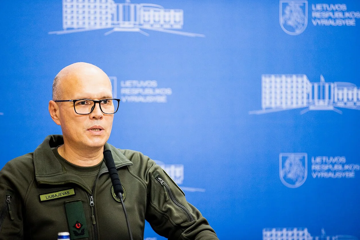 Nausėdos patarėjas: VSAT vadas priėmė sprendimą, kuris, jo vertinimu, geriausias tarnybai