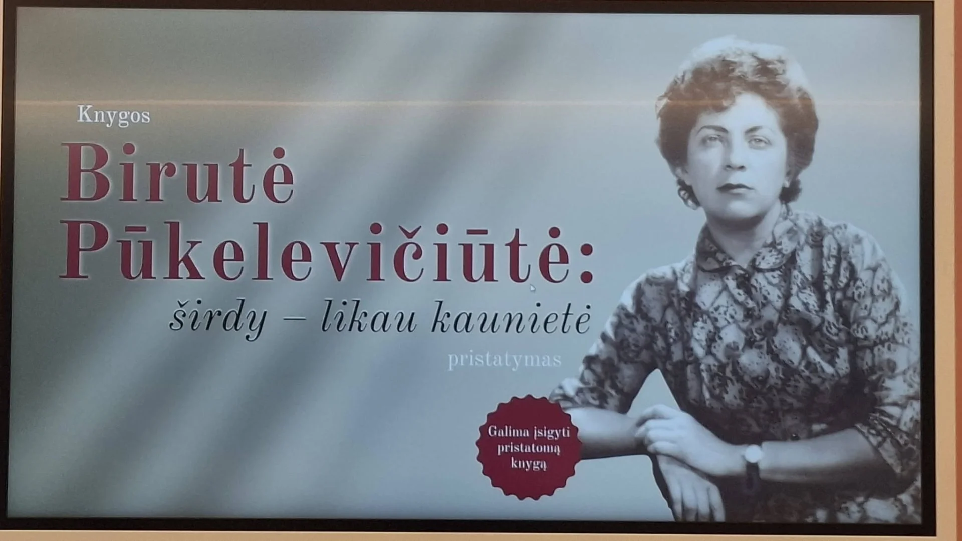 Gyvenusi  tarp dviejų pasaulių.Birutė Pūkelevičiūtė