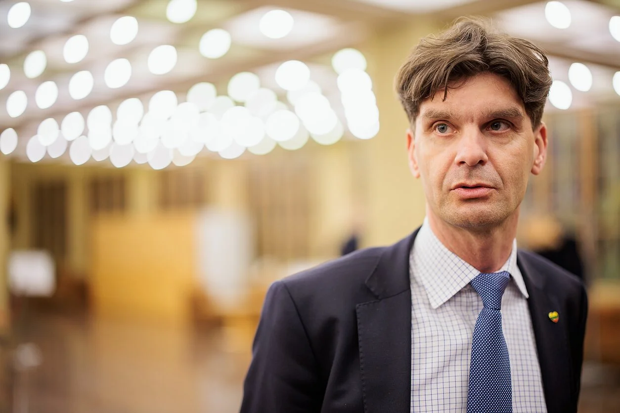 Vėgėlė išviešino pačią kraupusią konservatorių schemą