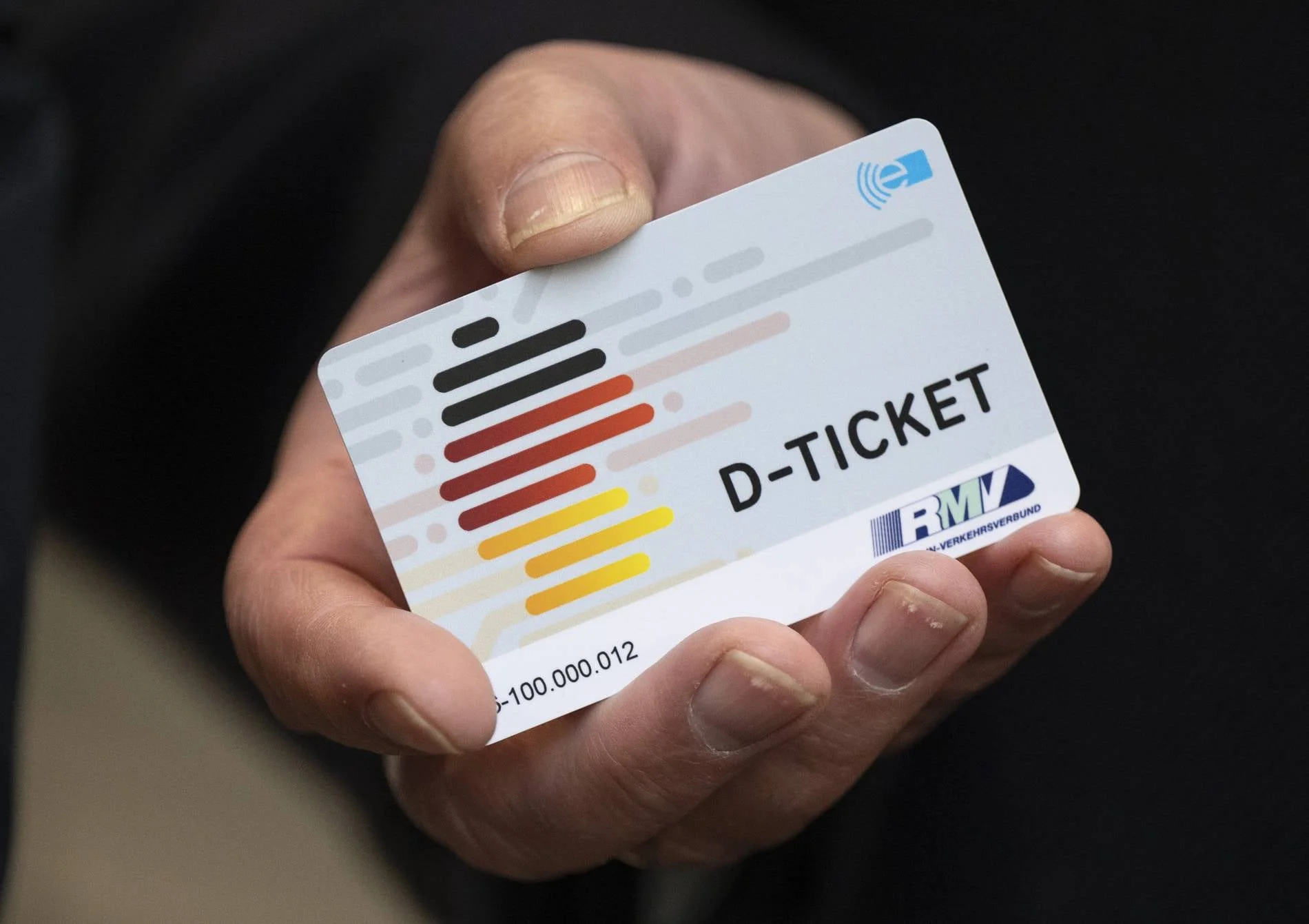 Vokietijoje brangs „Deutschlandticket“: nuo 2027-ųjų kelionės kainuos dar daugiau